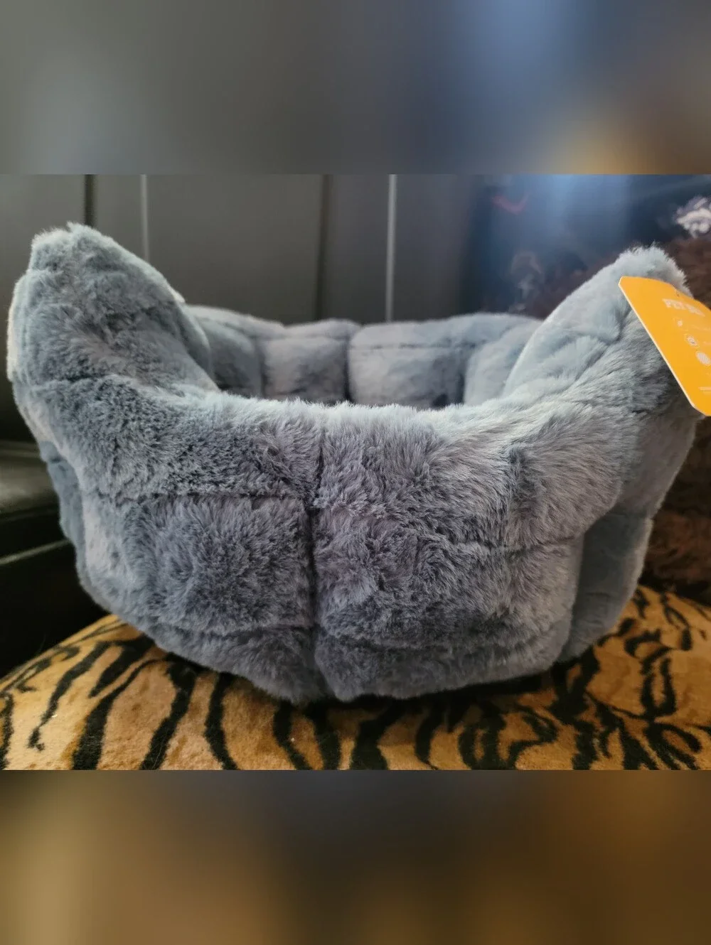 Plush Round Pet Bed Dog Or Cat in Blue Gray Xs Small Pet